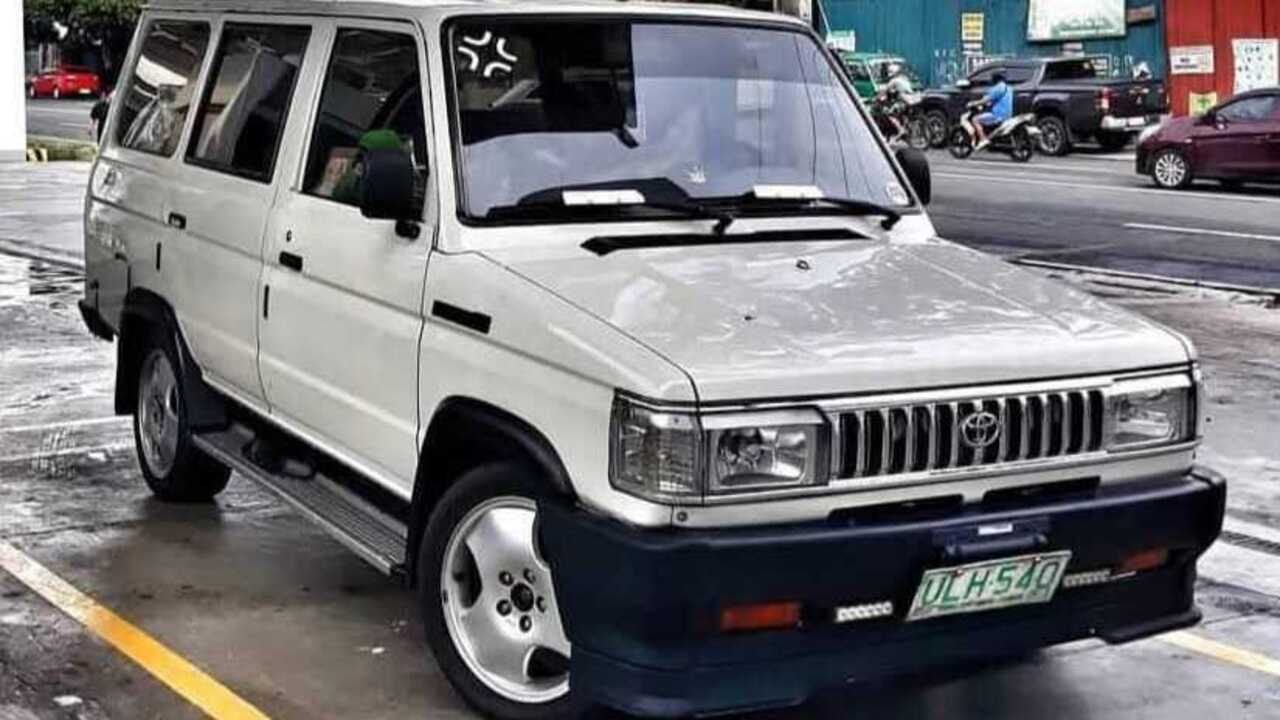Toyota Tamaraw FX: Kijang Versi Filipina yang Melegenda, Si Multifungsi di Negeri Jeepney.