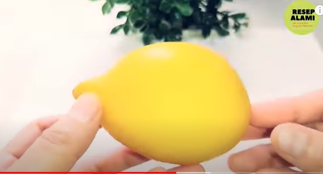 Masker Jeruk Lemon, Rahasia Kulit Cantik Bebas Flek Hitam Terungkap!