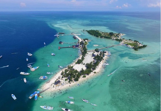 Mau Mandi Matahari ? Cuss, Ke Pulau Bokori Sulawesi Tenggara, Sunrisenya Indah Ada Panorama Langit Warna-Warni