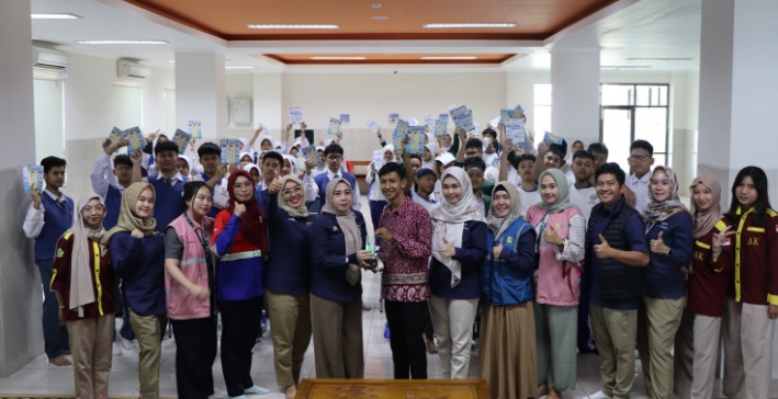 PLN UID S2JB Goes to School Rayakan Hari Sumpah Pemuda ke-96 