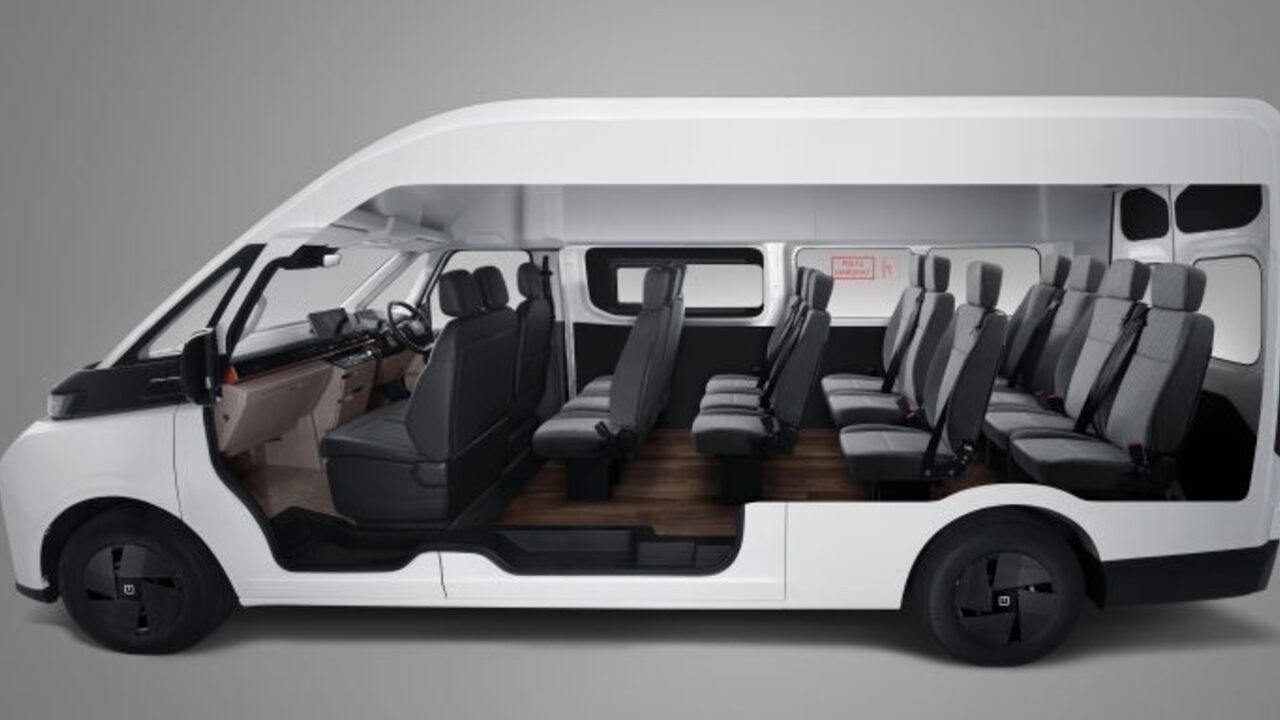 Harga Rp 698 Juta, Farizon SV Tawarkan Teknologi Keselamatan Kelas Atas