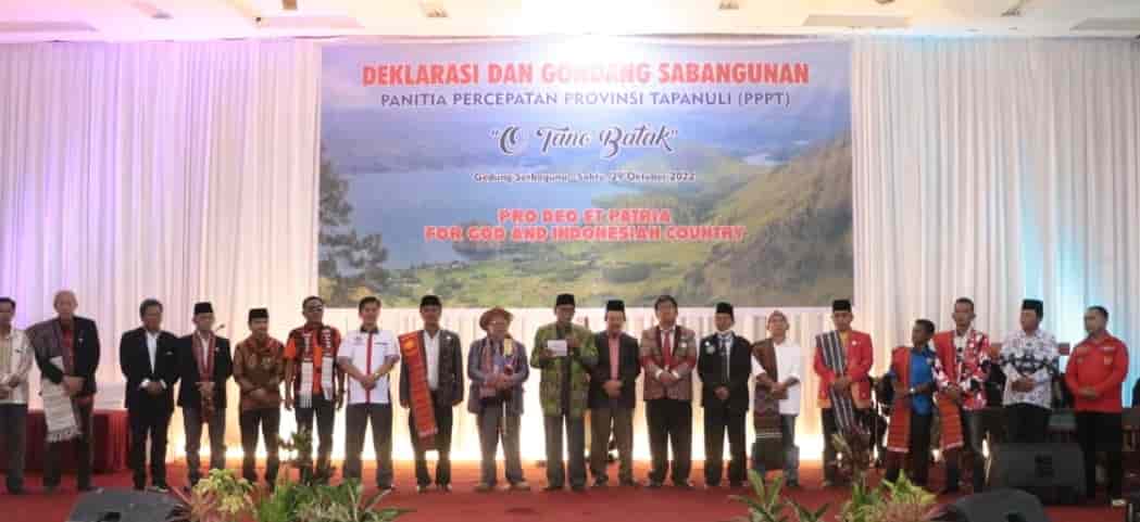 Bupati Tapanuli Utara Dukung Pembentukan Provinsi Tapanuli Bukan Toba Raya Pemekaran Provinsi Sumatera Utara