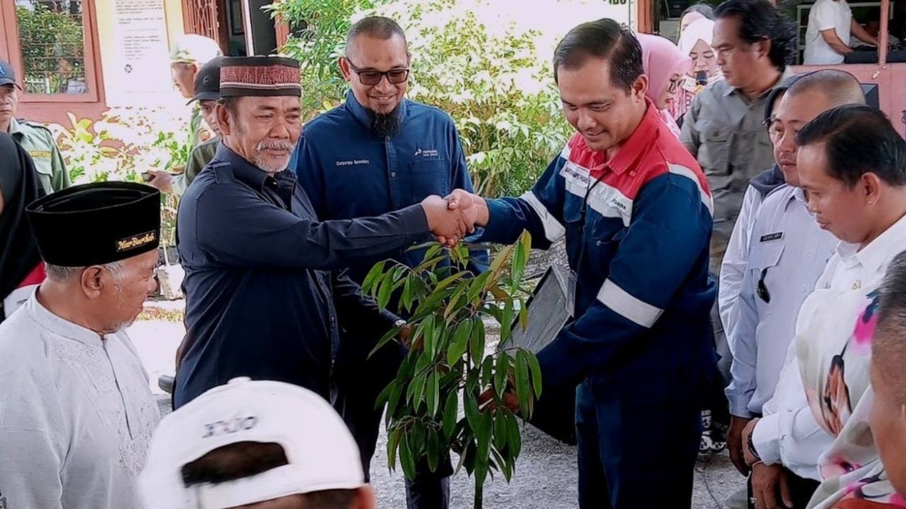 Gaungkan Program Penghijauan Hulu Migas di Prabumulih, Muara Enim, dan Ogan Ilir, PEP Limau Field Tanam 3600 P
