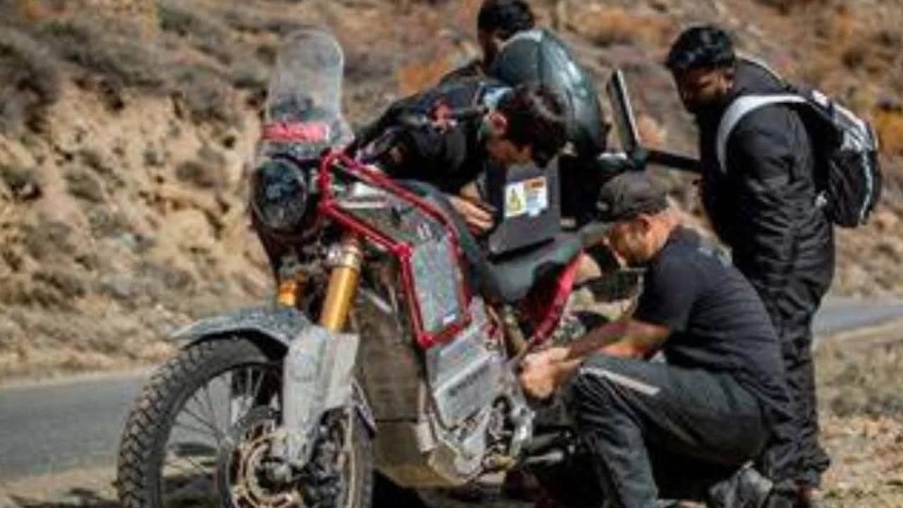 Himalayan Electric : Sepeda Motor Listrik Tangguh untuk Menaklukkan Pegunungan.