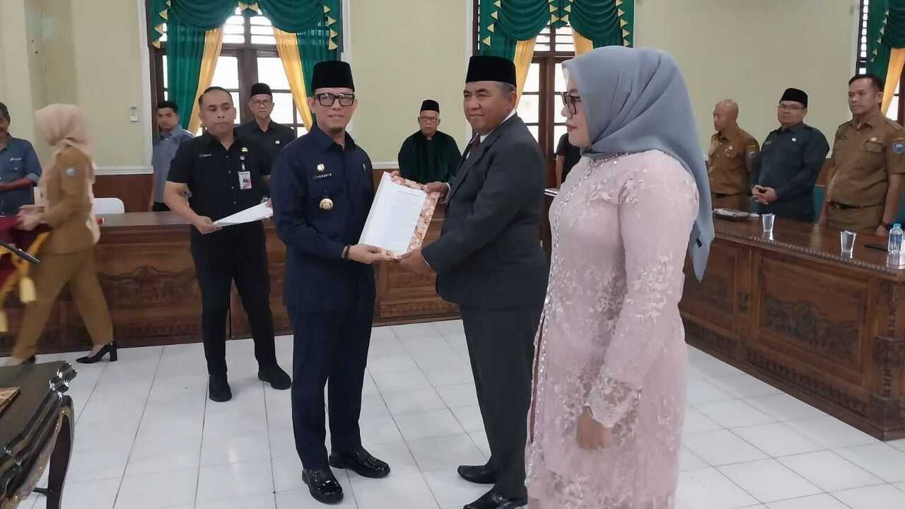 Nanang Nurzaman Resmi Dilantik Jadi Kepala BKPSDM OKU