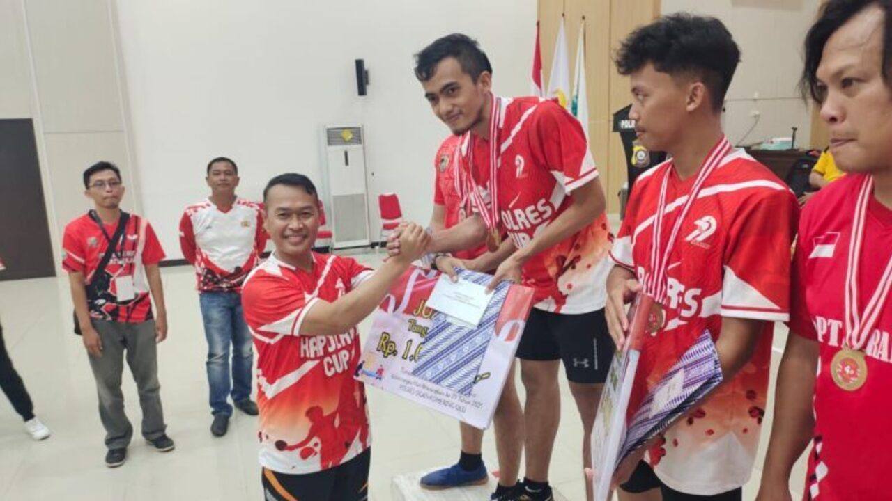 Polres OKU Sukses Gelar Turnamen Tenis Meja Kapolres OKU Cup