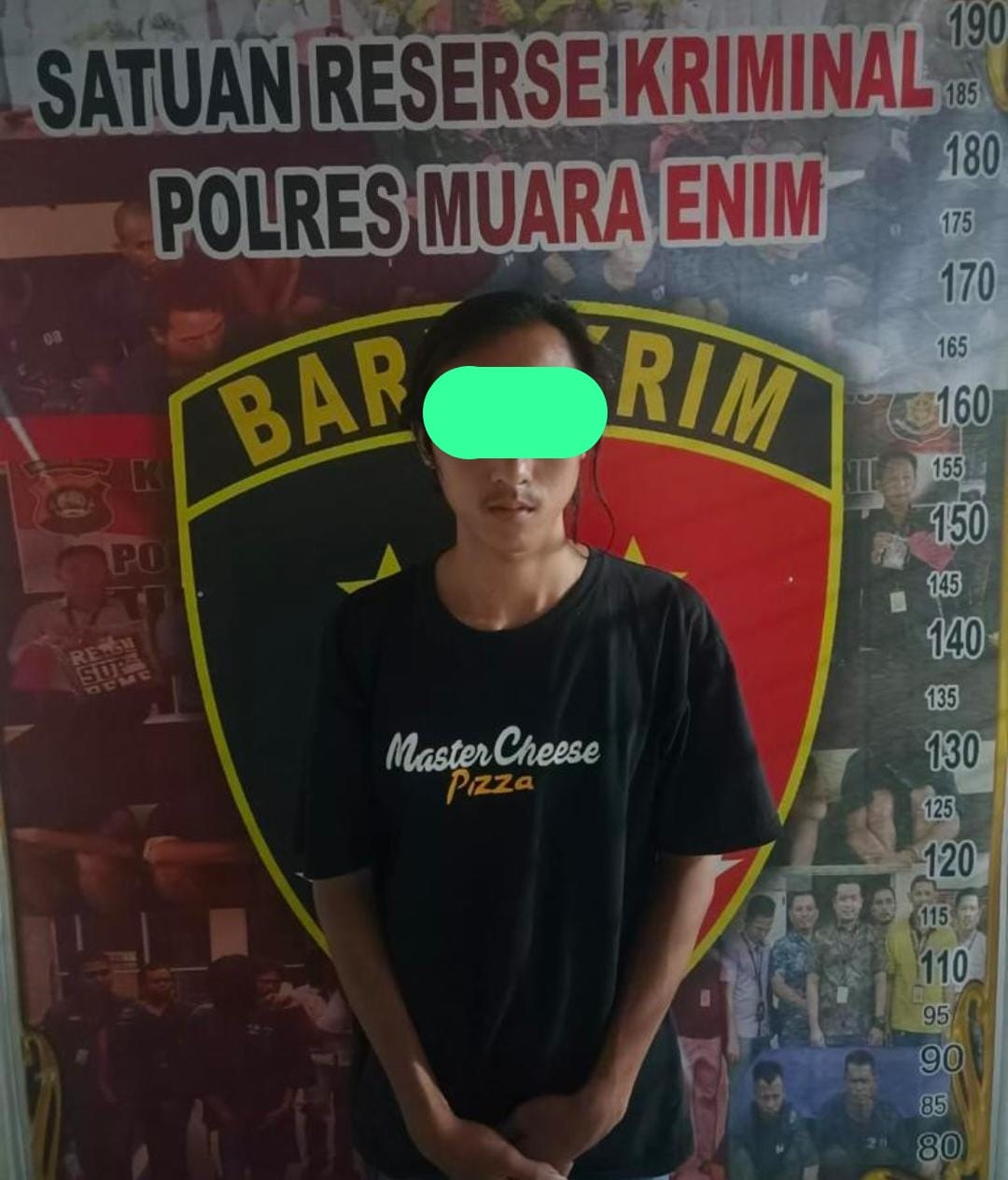 Tolak Diajak Bercinta, Pria Ini Sebar Foto Syur Pacar