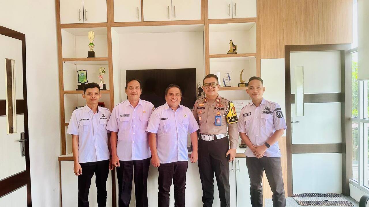 Tindakan Duplikasi Identitas di Media Sosial: Edukasi dan Langkah Tindakan
