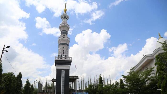 Herman Deru Resmikan Menara Masjid Al Muhajirin OPI Jakabaring