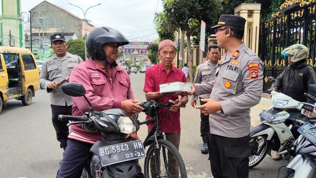 Polres Lubuklinggau Semakin Dekat dengan Warga, Tebar Kebaikan Sambut Ramadan