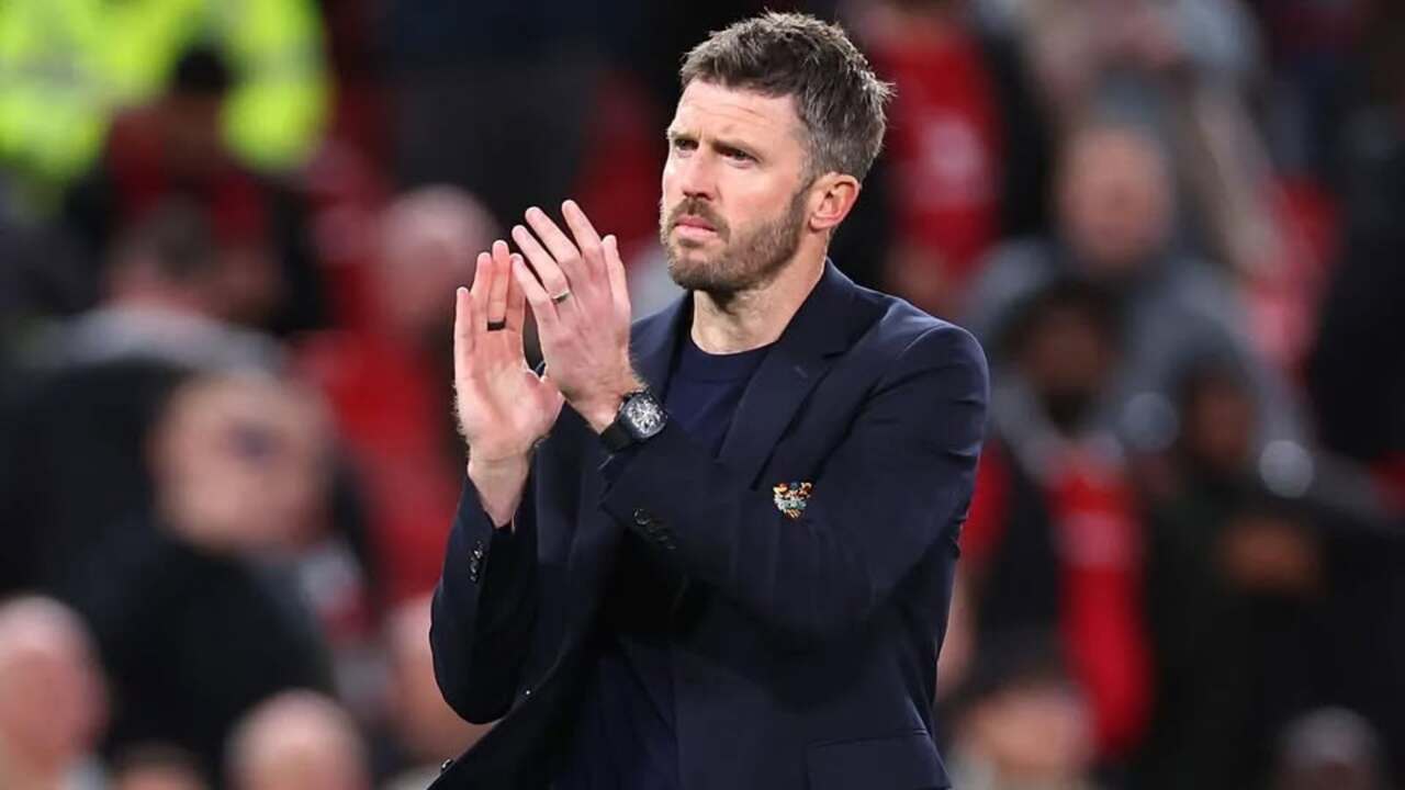 Michael Carrick Resmi Nahkodai Manchester United.