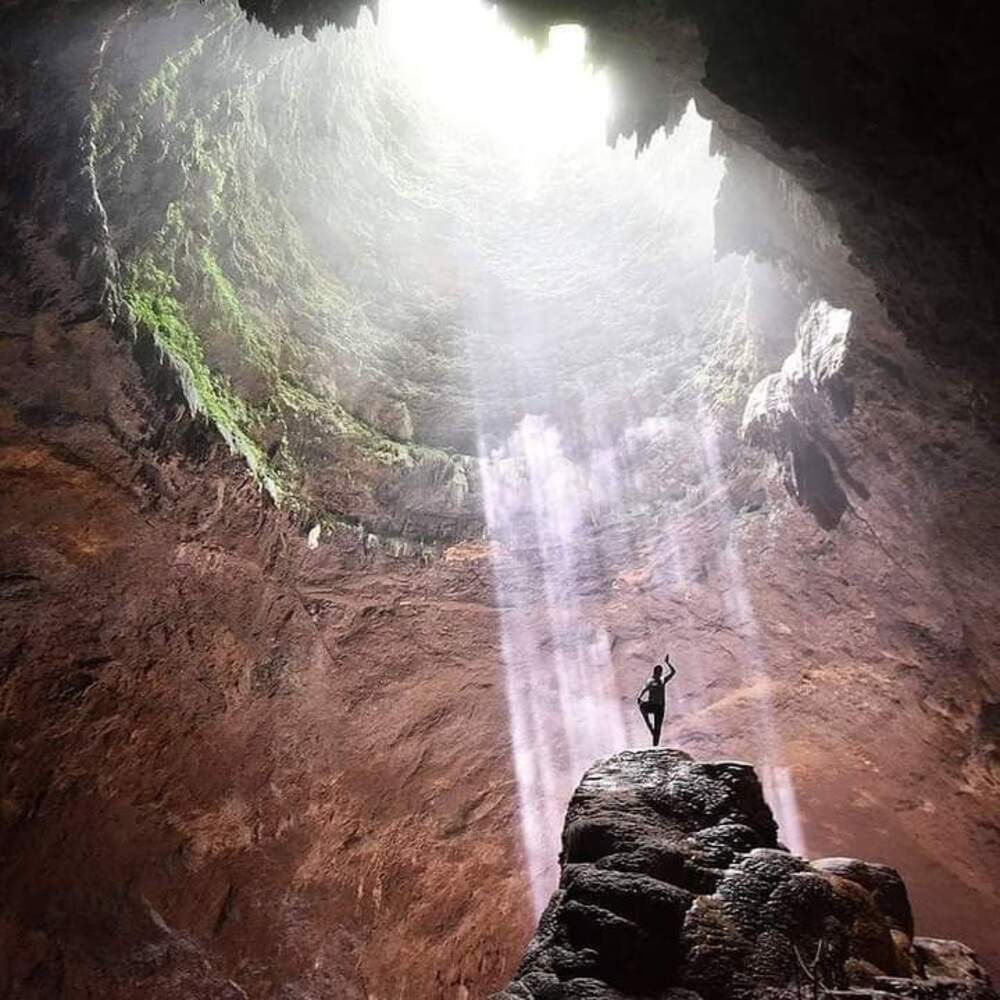 Sensasi Ajaib Gua Jomblang, Pacarejo Semanu Gunung Kidul Suguhkan Pemandangan 'Cahaya Surga'