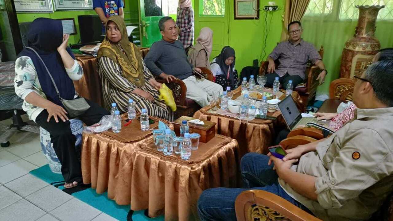 Gencarkan Sidak, Tarik Produk Latiao di Muba