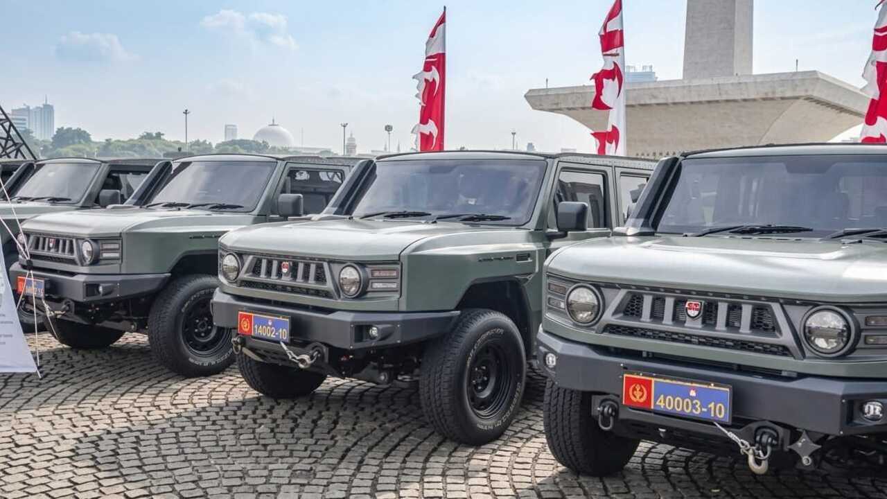 Indonesia Siap Punya Mobil Sendiri, Proyek Mobnas Pindad-LEN Jadi Sorotan. 