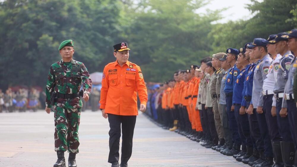 Pj Gubernur Elen Setiadi Pimpin Apel dan Simulasi Mitigasi Bencana Banjir di Sumsel