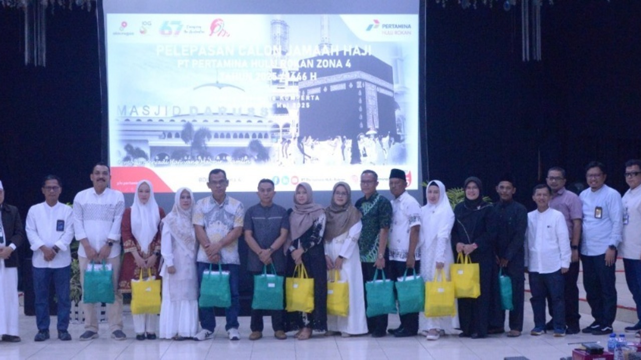 15 Pekerja PT Pertamina Hulu Rokan Berangkat Haji 1446 Hijriah GM PHR Zona 4 Minta Doakan Keberhasilan