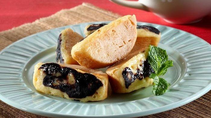 Kue Pancong, Jajanan Tradisional yang Kembali Naik Daun di Tengah Gempuran Kuliner Modern