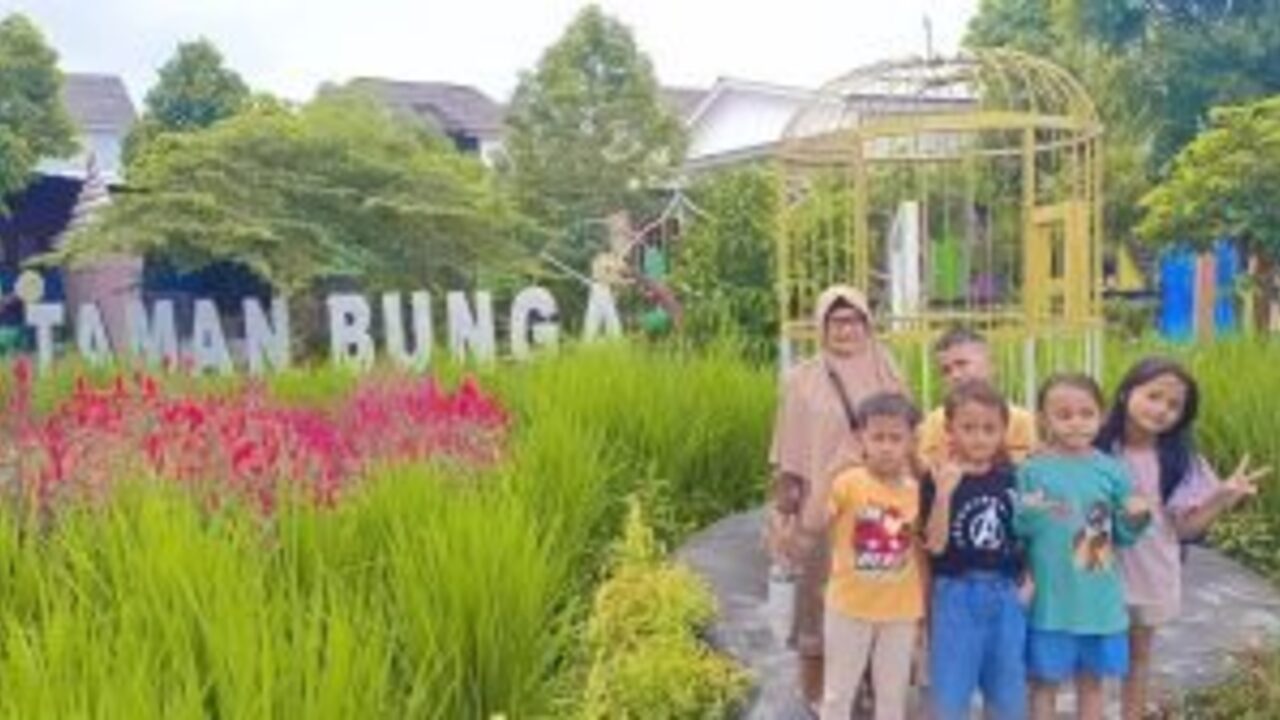 Liburan Murah Meriah di Taman Bunga Baturaja