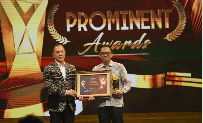 Pimpin Transformasi Berkelanjutan, Dirut PLN Raih Penghargaan The Prominent CEO of The Year