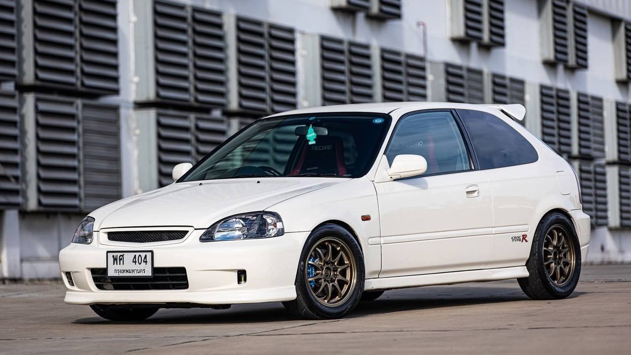 Mengenang Sang Legenda: 1997 Honda Civic Type R, Awal Mula Kejayaan Civic di Jalur Balap.