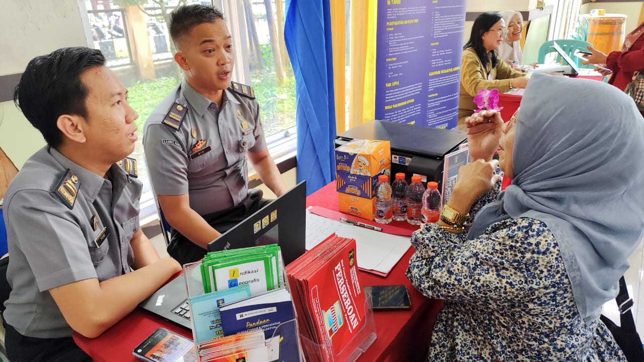 Dorong UMKM Naik Kelas, Kanwil Kemenkum Sumsel Hadir di LAKSAN - SAPA 2025