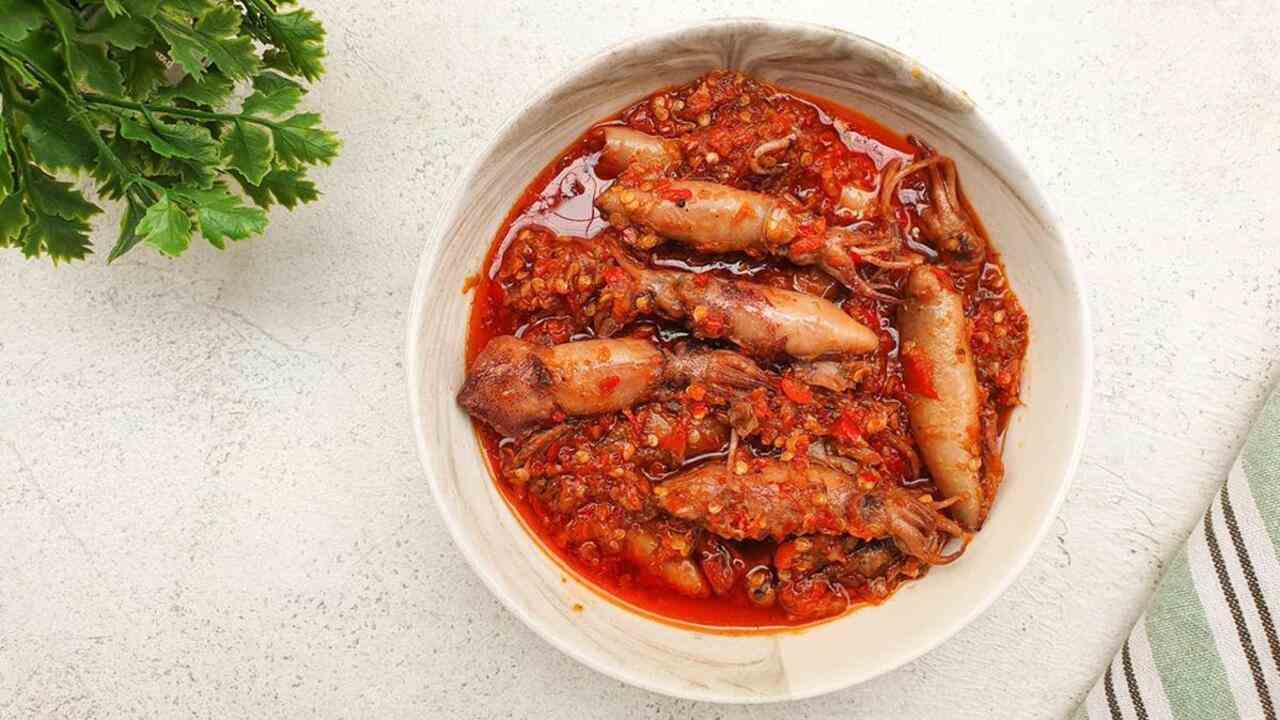 Cumi Sambal, Hidangan Pedas yang Menggugah Selera dan Semakin Digemari Pecinta Kuliner
