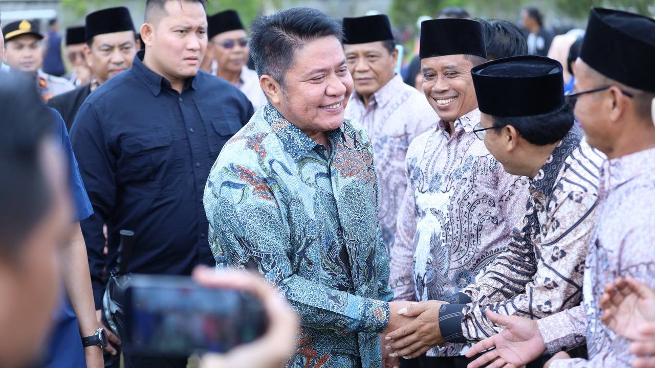 Hadiri HUT ke-40 Desa Gedung Rejo, Gubernur Herman Deru Ajak Warga Lakukan Evaluasi Pembangunan