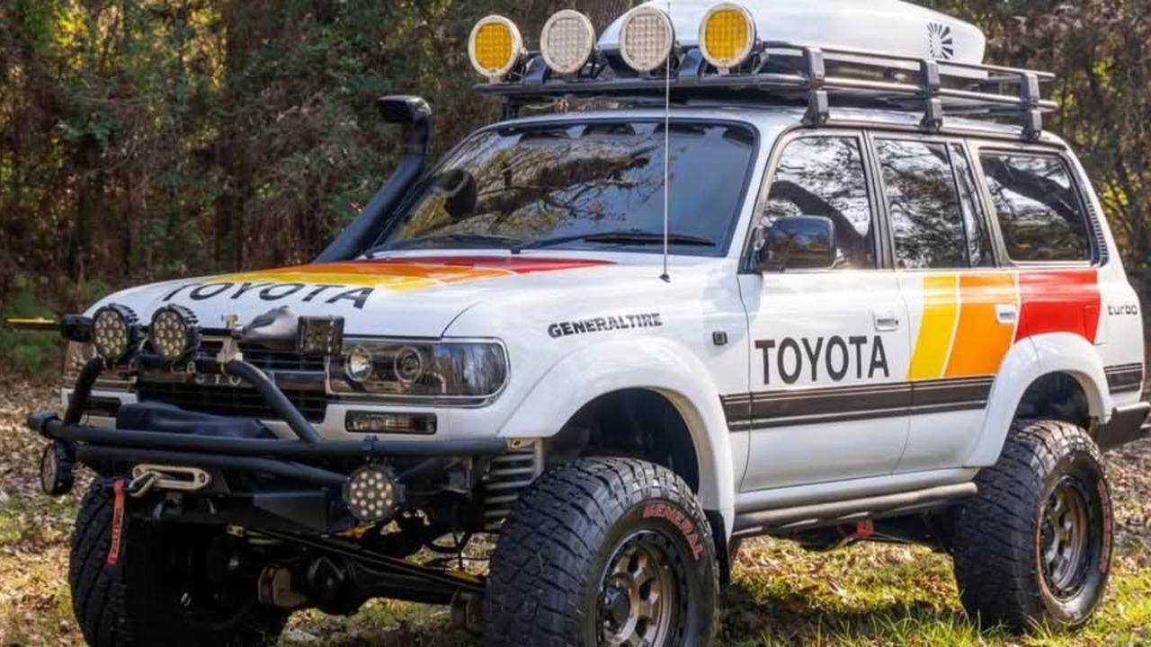 Land Cruiser VX80 : Dari Reli Dakar hingga Koleksi Antik.