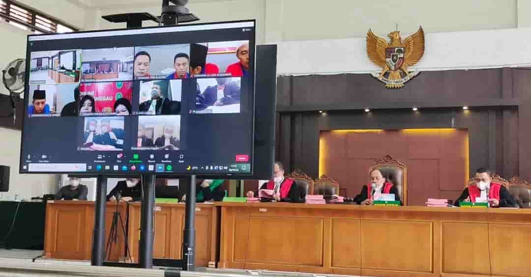 8 Terdakwa Dugaan Korupsi Dana Hibah Bawaslu Muratara Dituntut hingga 8 Tahun 3 Bulan Penjara