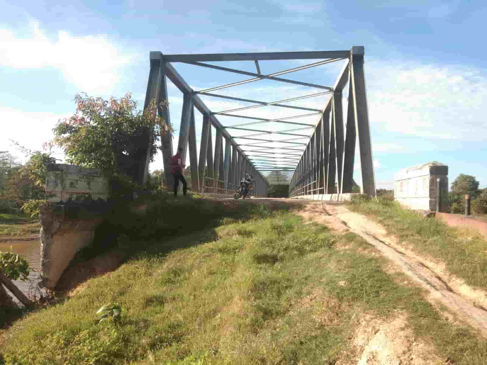 Memprihatinkan! Jembatan Desa Pauh Kabupaten Muratara Belum Diperbaiki, Ada Apa Ya!