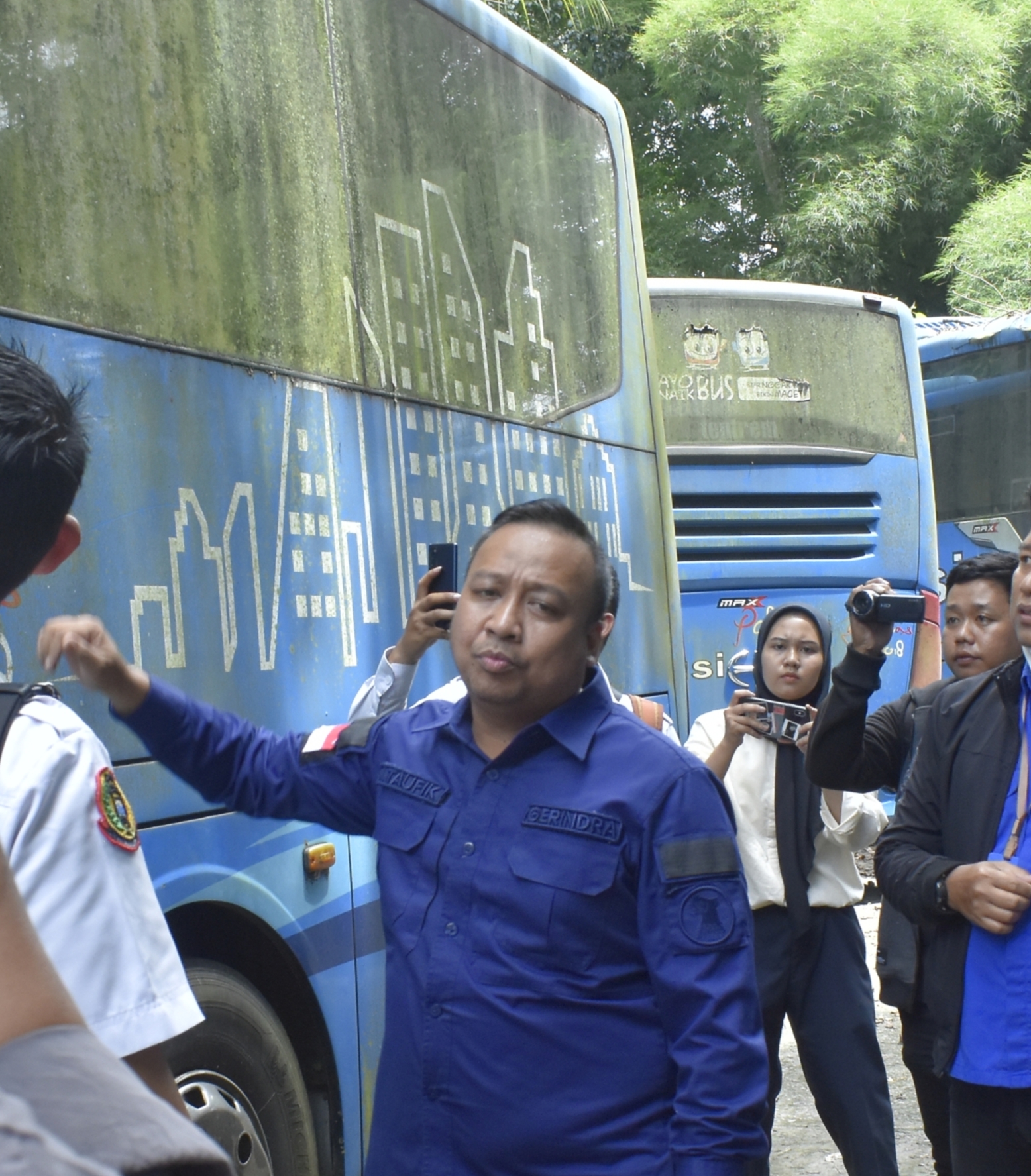 Tidak Operasional, Ratusan Bus Transmusi Terbengkalai