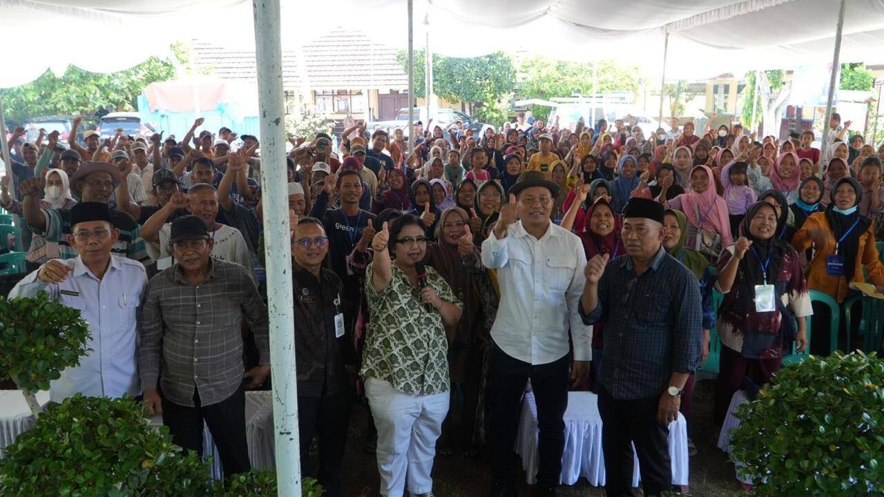 DPR RI dan BGN Gelar Sosialisasi Program MBG di Desa Mulyo Agung Sumsel 2025