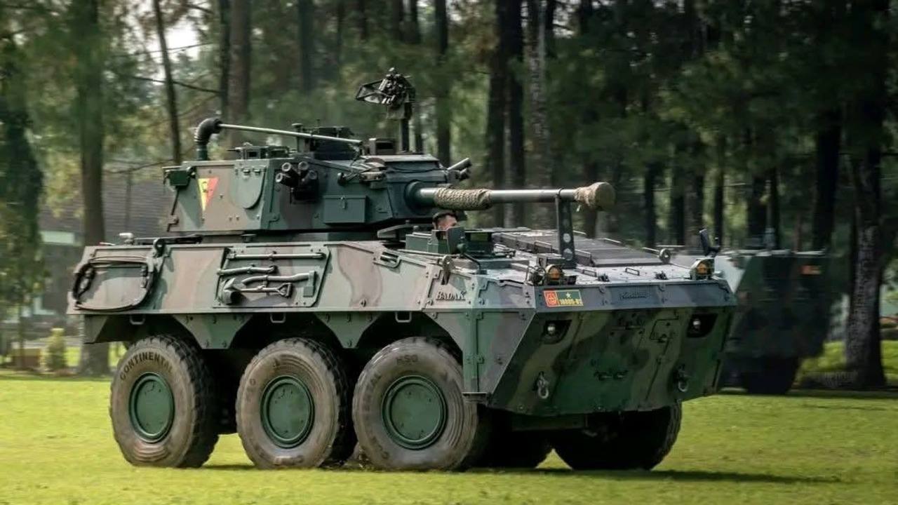Di Balik Baja Badak 6x6: Kehebatan Ranpur Lokal yang Siap Tembus medan Perang.