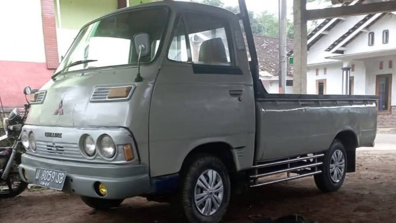 Mitsubishi Colt T120: Legenda Mobil Komersial yang Mendominasi Jalanan Indonesia.