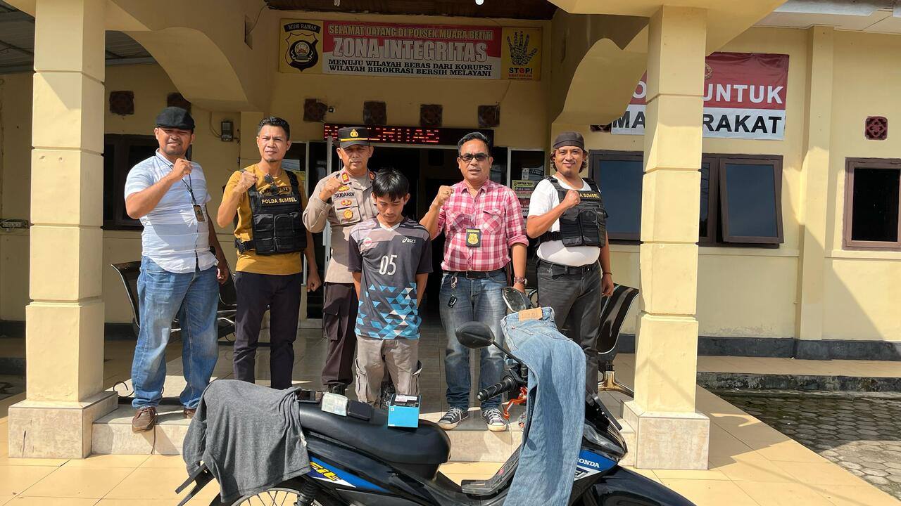 Curi Ponsel, Resedivis Tinggalkan Motor dan Dua Ponsel Lari Ke Hutan