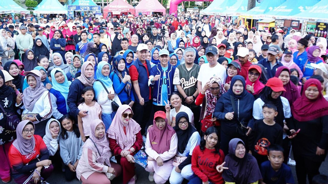 Sambut HUT Palembang ke-1343, Ribuan Warga IB I Padati Roadshow Jalan Sehat 