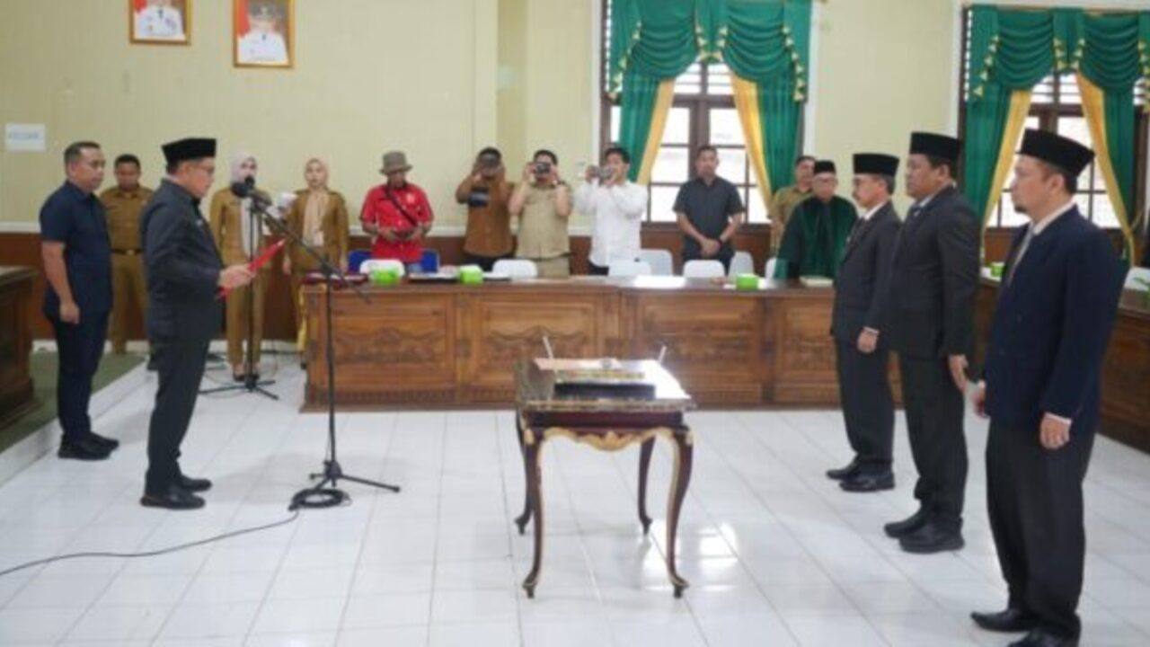 Marjito Lantik Empat Pejabat Administrator dan Pengawas OKU