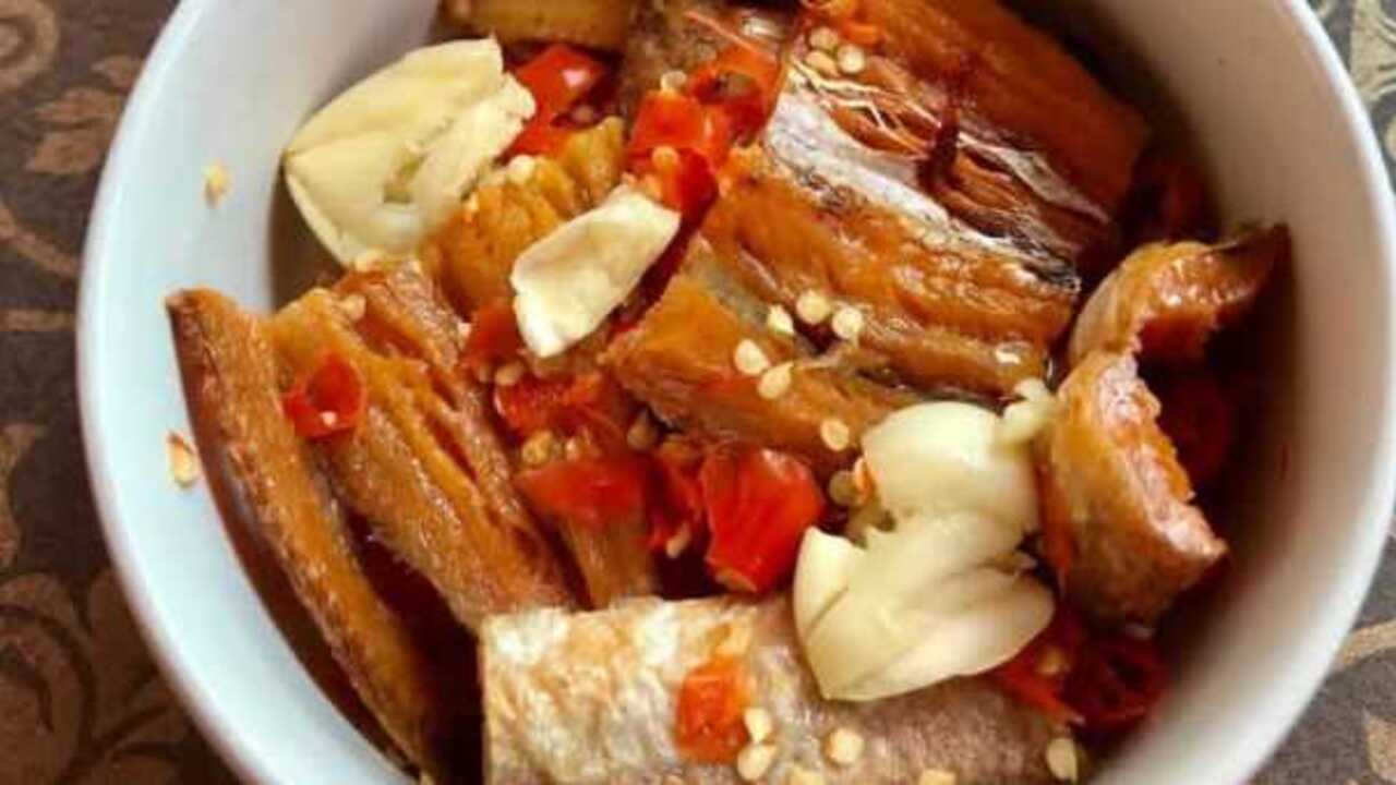 Ikan Asin Goreng Sambel Mentah : Kombinasi Lezat yang Menggugah Selera