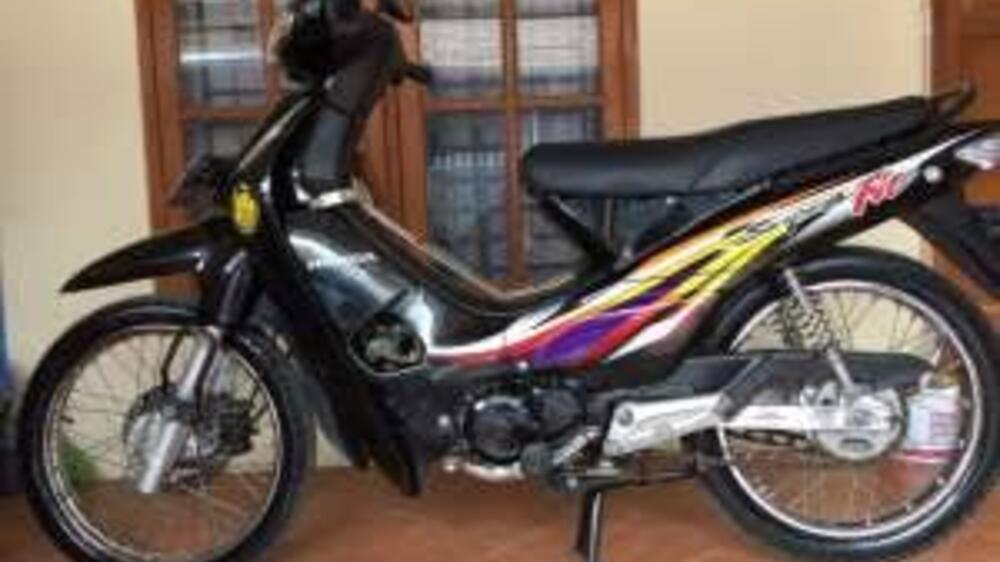 Honda Supra Fit 2005: Skuter Praktis dengan Performa Handal dan Desain Terjangkau