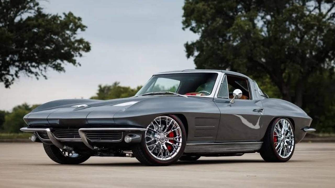 Chevrolet Corvette Split Window Coupe 1963 : Keindahan Klasik yang Abadi