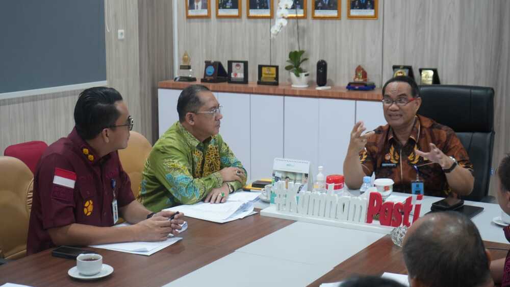 Kantor Imigrasi Palembang Berkomitmen Tingkatkan Pelayanan eazy Passport: Masyarakat Dimudahkan dalam Pengurus