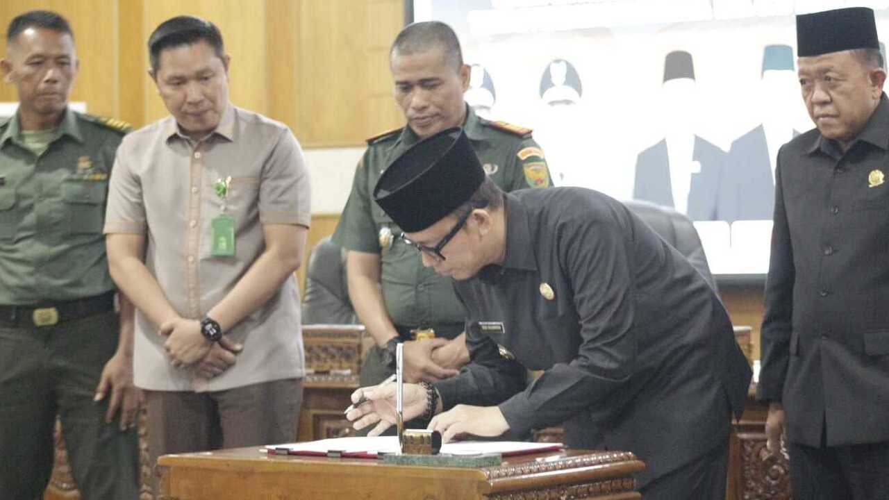 5 Raperda OKU Tahun 2025 Disahkan Menjadi Perda