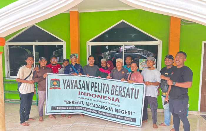 Peringati HUT RI, Eks Napiter Palembang Ramai-ramai Pasang Bendera Merah Putih
