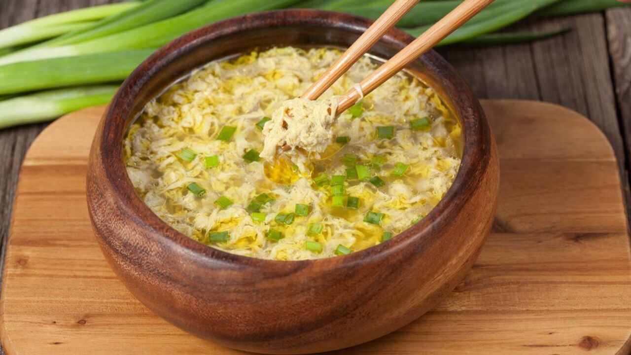 Sup Telur, Hidangan Sederhana yang Hangatkan Tubuh dan Hati