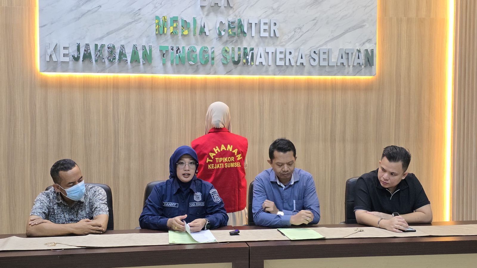 Tim Gabungan Berhasil Tangkap Buronan Korupsi Dana KUR BRI di Palembang