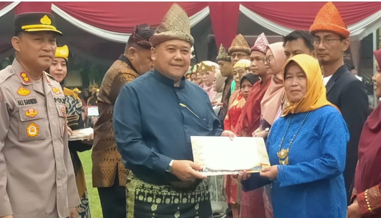 Hari Guru Nasional 2025, Tingkatkan Profesionalitas dan Kesejahteraan Guru