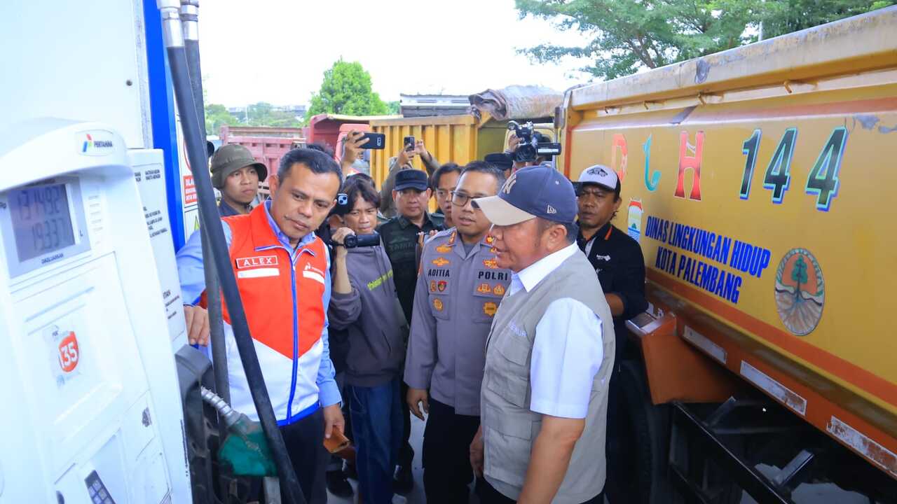 Herman Deru Gerak Cepat Atasi Antrean Biosolar.