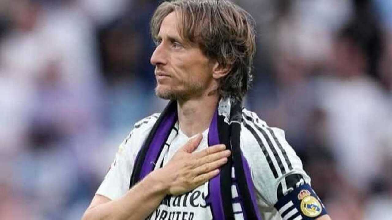 Luka Modrić Pamit dari Real Madrid dengan 28 Gelar dan Lencana Emas Berlian