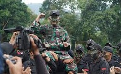 Ini Profil Pangkostrad Letjen TNI Maruli Simanjuntak Menantu Luhut dan Calon KSAD Gantikan Jenderal Dudung