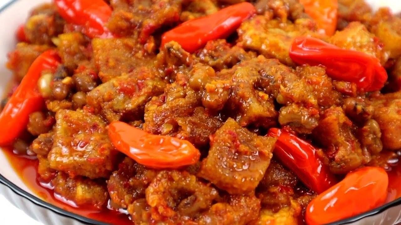Sambal Krecek : Kuliner Khas Yogyakarta yang Menggoda Selera dan Kaya Rempah